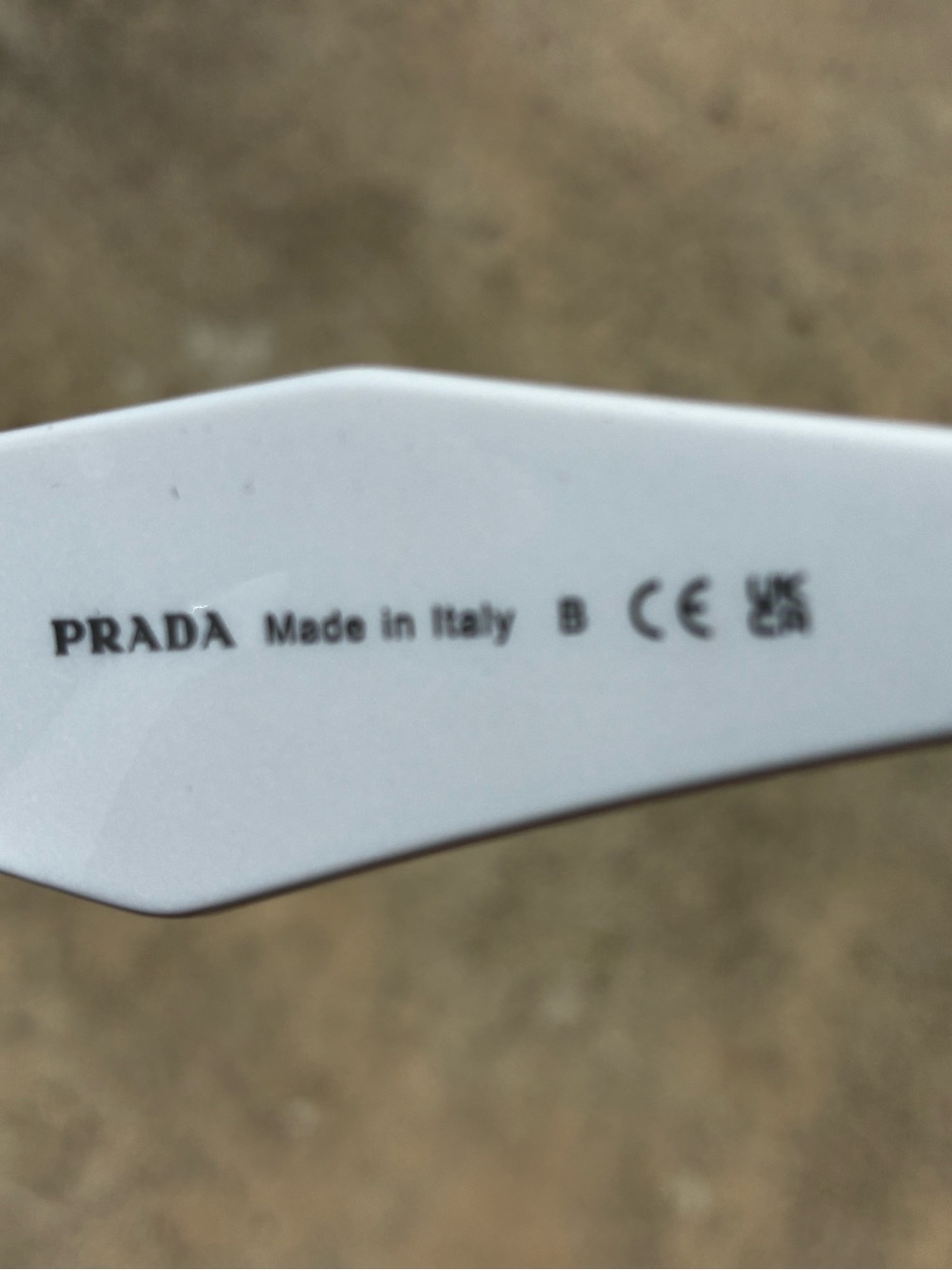 Prada sunglasses - Picture 5 of 5
